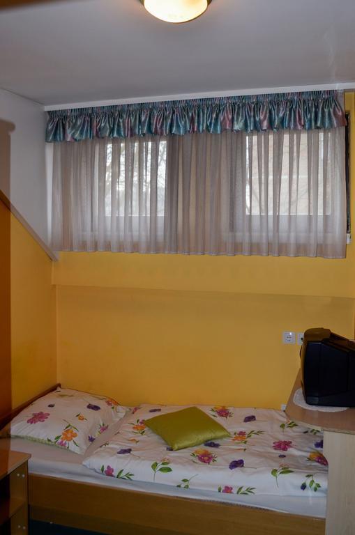 Penzion Gostilna Keber Domžale Extérieur photo