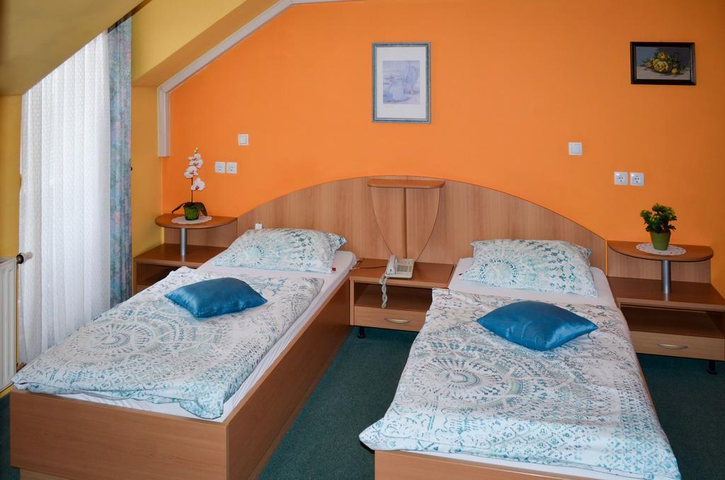 Penzion Gostilna Keber Domžale Extérieur photo